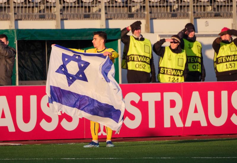 Slavio gol uz zastavu Izraela, Bilbija mu pokazao žuti karton 